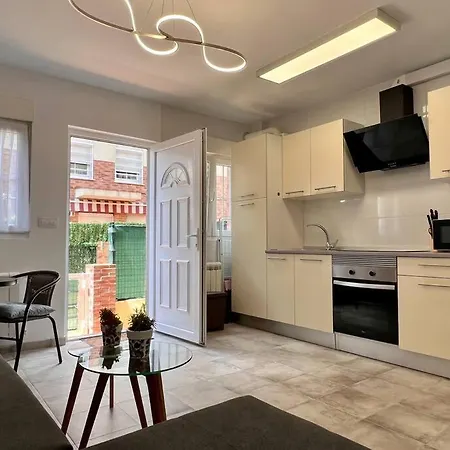 Acogedor En Apartment Parbayon
